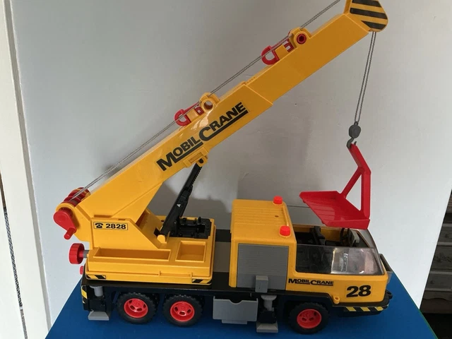 71750 - Playmobil Action Heroes - Camion grue, ouvrier et accessoires