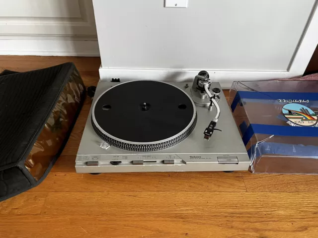 Technics SL-D3 Direct Drive Turntable Record Player Parts Repair Damaged