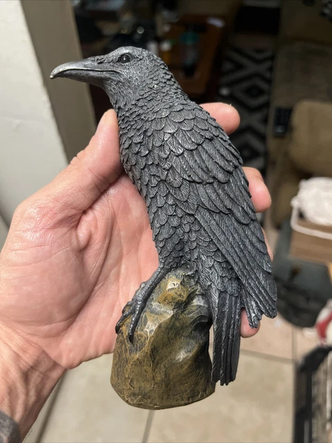 Beautiful Raven Statue, Gothic Decor, Crow Statue, Bird, Odin, Pagan, Occult