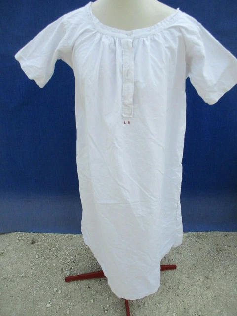Chemise ancienne N°153 de femme  nuit robe en coton bon état