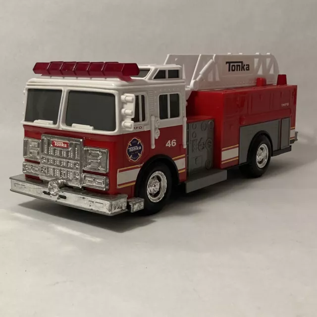 Tonka Firetruck TKFD #46 Makes Sounds & Lights Flash Fire Engine