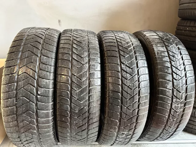 Gomme Usate Pirelli 215 65 17 (70%)