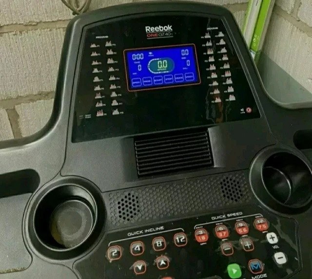 Reebok gt40 sales touch screen