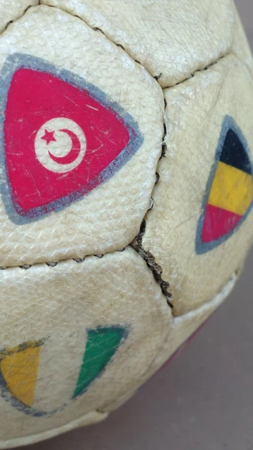 Lot De 5 Fanions De Handball Vintage - Fédérations De Différents Pays
