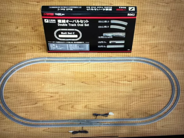 Suitable Marklin z scale/gauge/spur z. Rokuhan R062 Double Loop Track Set.