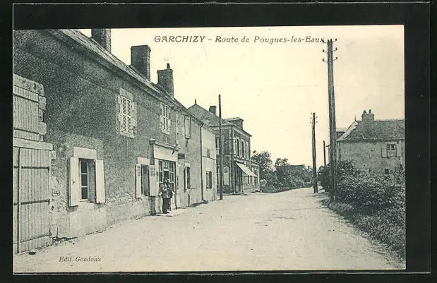 CPA Garchizy, Route de Pougues-les-Eaux