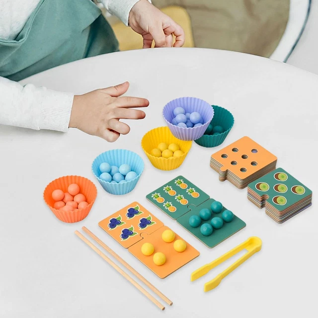 ZLPBAO Jeux Montessori 3 4 5 Ans, Montessori-47 pièces Comptage des Animaux Ferme Jouets éducatifs, Activites manuelles pour Enfants avec gobelets, dés et Pinces