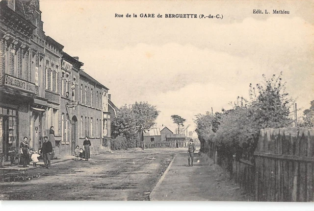 Cpa 62 Rue De La Gare De Berguette