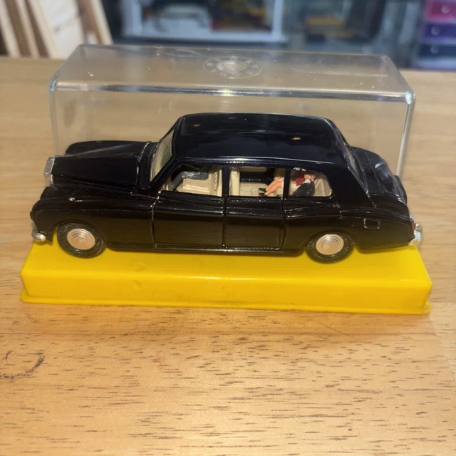 A Boxed Dinky Model 152 Rolls Royce Phanton V, From 1973