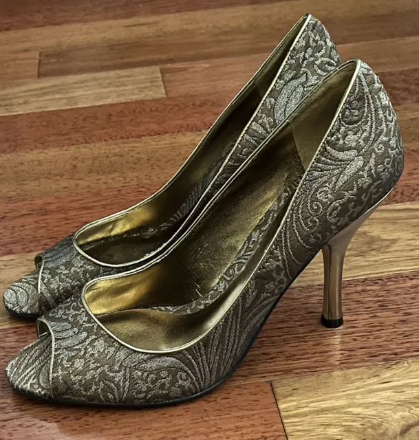 Enzo Angiolini Peep Toe Leather Floral Pump Heels Gold Bronze Sparkle 9 Eamaylie