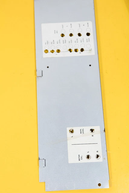 Revox Re:sound A column Aluminium (Gebraucht) in Zürich für CHF 350