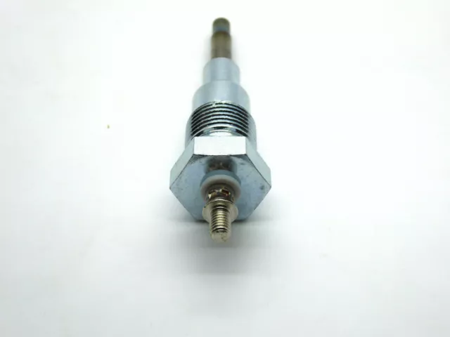 Glühkerze Für Hanomag  D14  D21  D28  Oldtimer Diesel Motor / Glow Plug 3