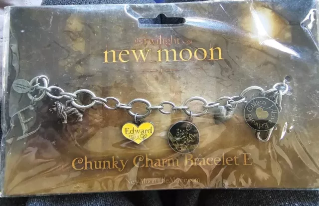 Twilight Saga New Moon Charm Bracelet