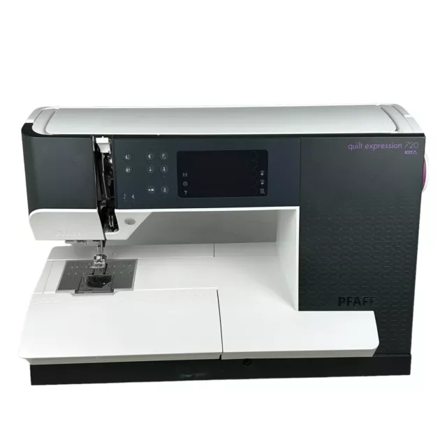 Pfaff Synchrotronic 1229 Sewing Machine with Dual Feed IDT System