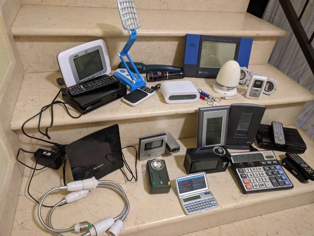 Vendo OGGETTI ELETTRONICI