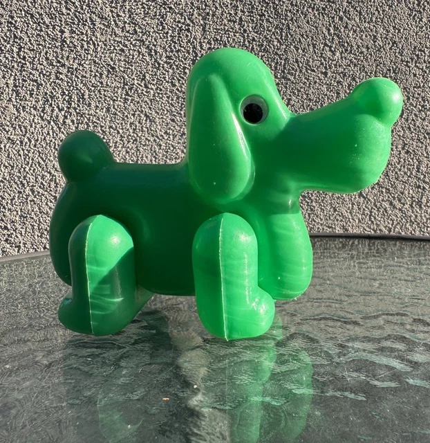 ancien caniche en plastique moulé chien vintage