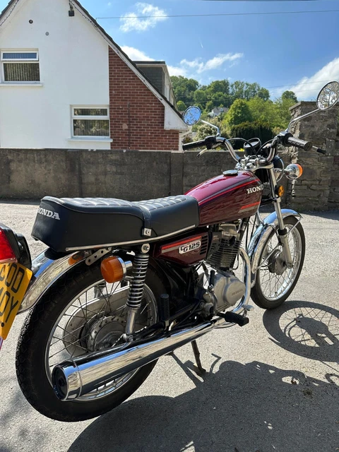 1983 HONDA CG125 7200 Miles 3 Owners With Chrome Rack