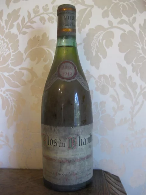 Rare ancienne bouteille  " Clos du Chapitre "