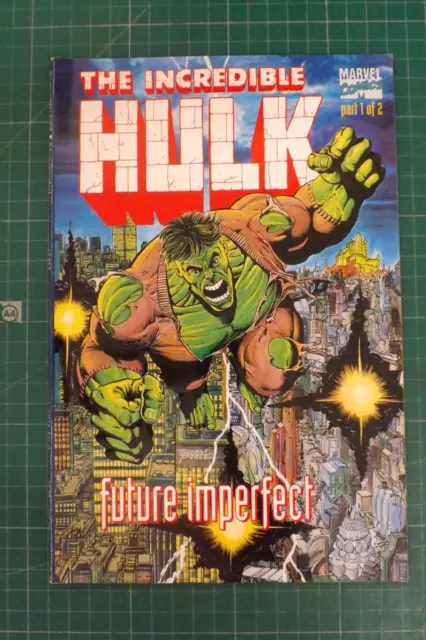 GRAPHIC NOVEL COMIC MARVEL THE INCREDIBLE HULK FUTURE IMPERFECT part 1of 2 GN657