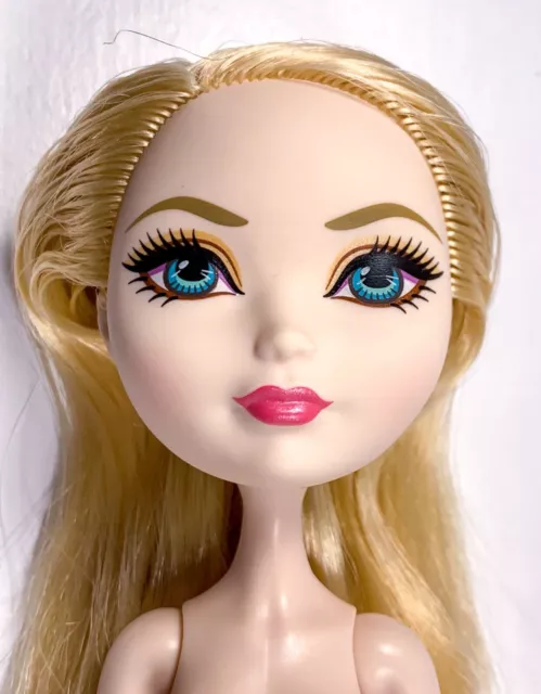 Mattel Ever After High Apple White's Dragon Braeburn