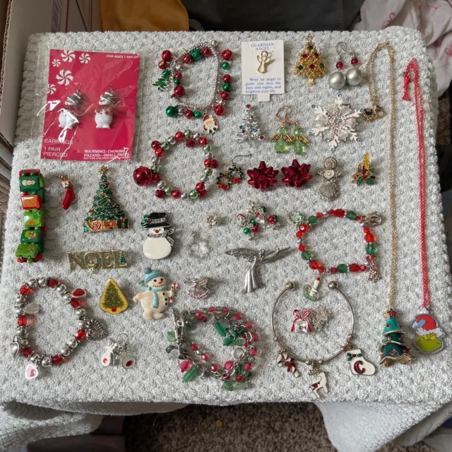 Vintage To Now Christmas Jewelry Lot *Sparkles* All Wearable