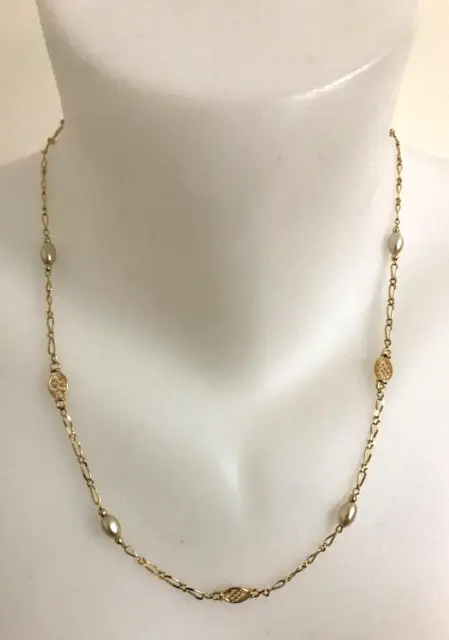Collier en plaqué or Filigrané et Perles 50,5 cm