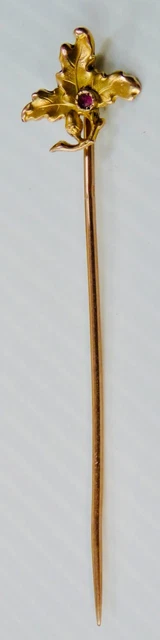 Ancienne épingle à Cravate édouardienne En Or Jaune 18 Carats Et Platine Avec Oiseau En Diamants Taille Rose