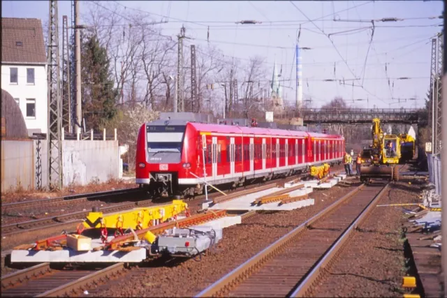 DIA 425 074 Essen-Dellwig 10.03.2002 R. Wittbecker S8-2-3