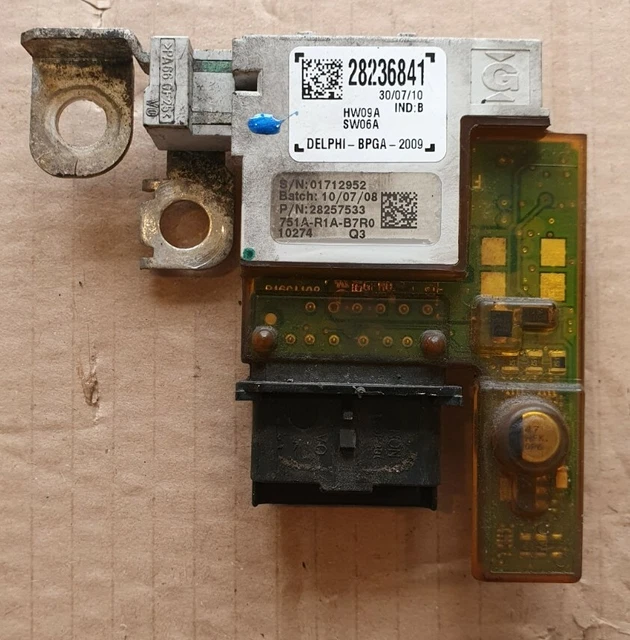 PEUGEOT RCZ 2010 -2016 Véritable Boite Fusible Module Tension 28236841 EUR 87,03 - FR - Foto 5