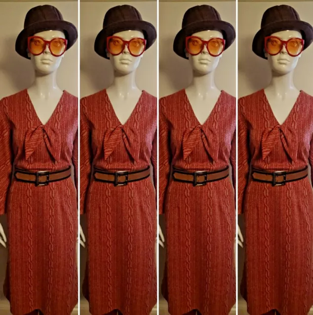 Vintage 1970's Red Day Dress. Size L.