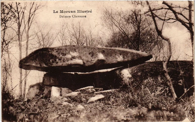 CPA Le MORVAN Illustré - Dolmen Chevresse (457254)