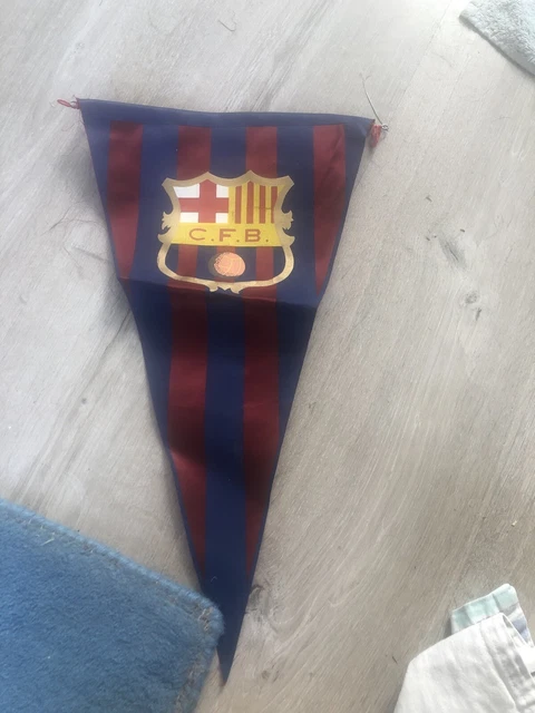 LOT 11 FANIONS VINTAGE SPECIAL FC BARCELONE - BARCELONA