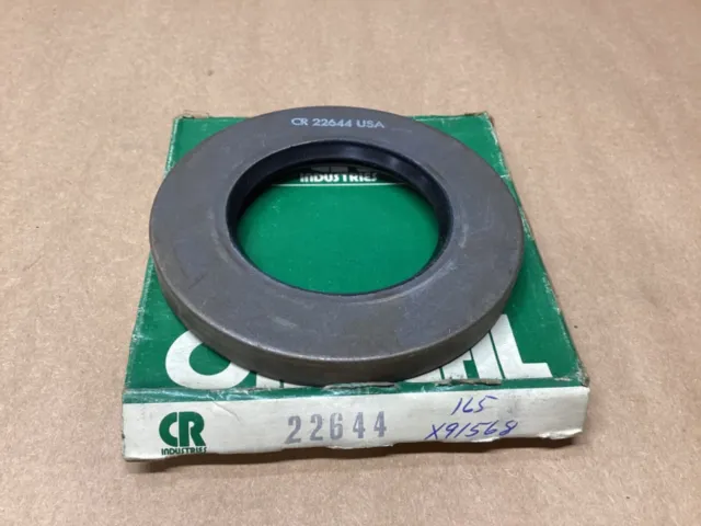 CR 22644 Oil Seal With Spring #105G57