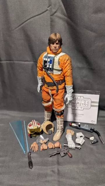 HOTTOYS Luke Skywalker X-Wing Pilot ESB Empire strikes Back STAR WARS 1/6 figure
