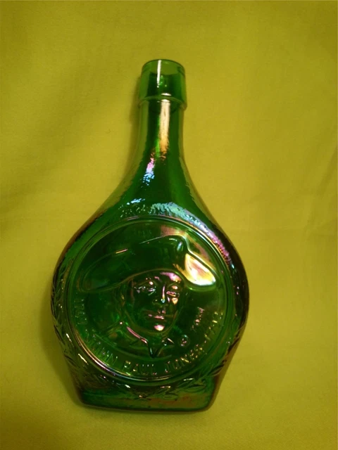 (S108)John Paul Jones Wheaton Carnival Glass Nuline Green Commemorative Decanter