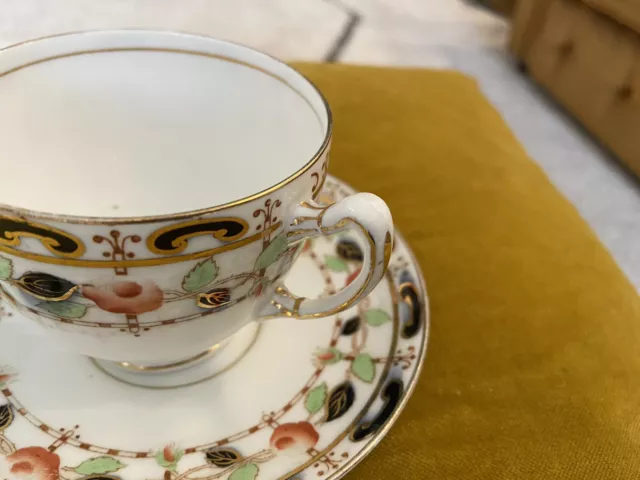 Paragon Star China England cup and saucer, circa 1916, lovely pattern 3