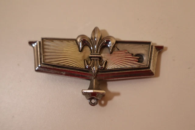 CHEVY CAPRICE IMPALA HOOD ORNAMENT EMBLEM GOLD OEM 1980-1990 Chrome & Yellow