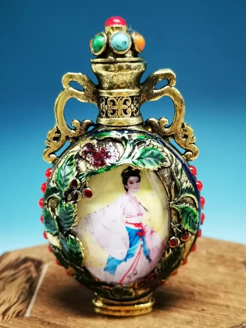 Royal Copper Inlaid Turquoise Cloisonne Glaze Classic Beauty Snuff Bottle A04