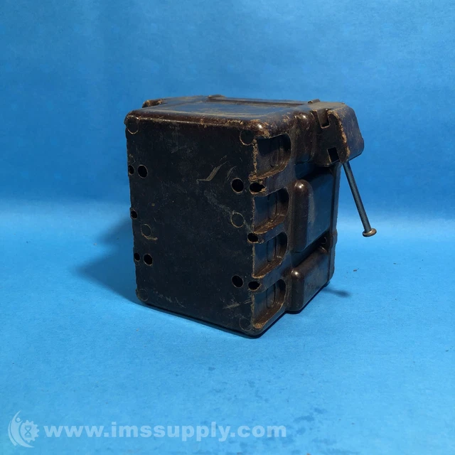 Thomas & Betts 1052-D Work Outlet Box USIP