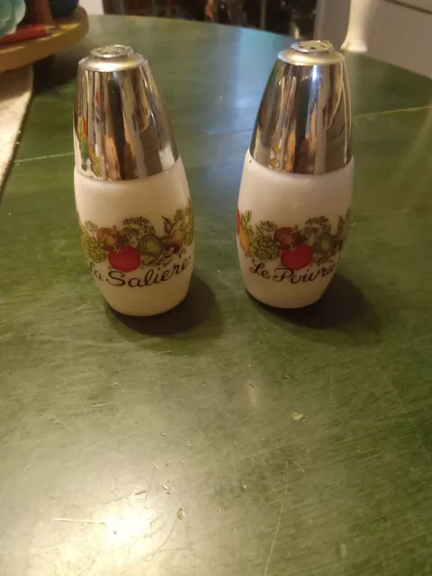 Vintage Gemco Corelle Corning Spice of Life Salt and Pepper Shakers