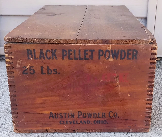 Vintage Black Pellet Powder Wooden Crate, Austin Powder Co. Cleveland, Oh.