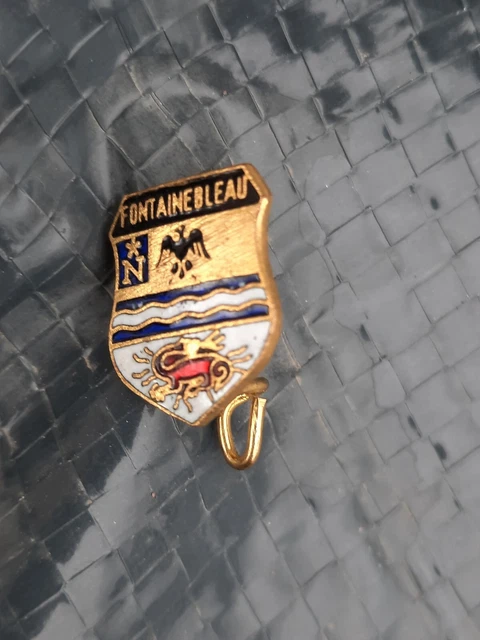 Pin's émaillé Lyon - Insigne Badge Blason Ville - Fabrication Française