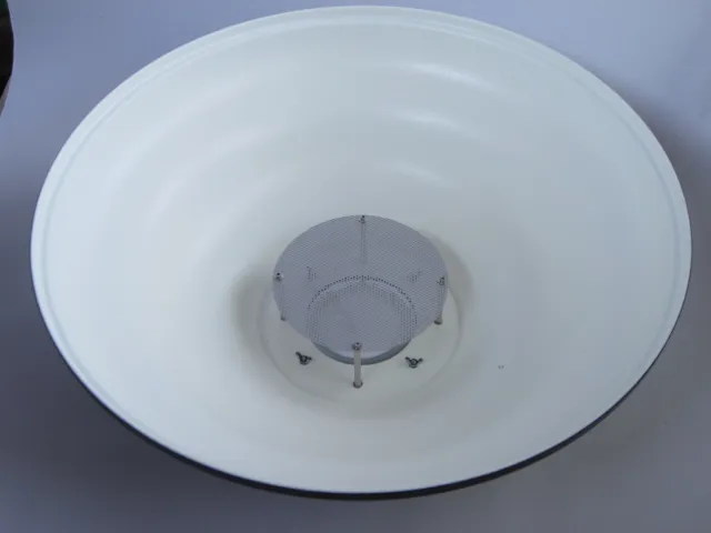 Mola 22″ Beauty Dish Soft Lite Reflector (White)