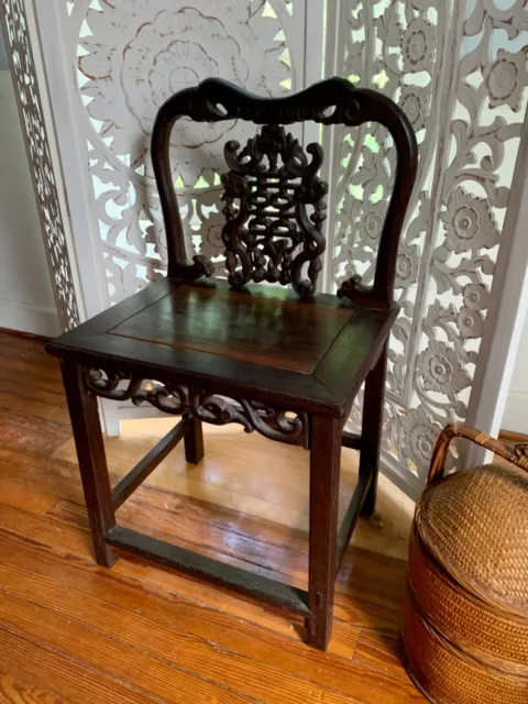 Antique Rosewood Chinese Qing Dynasty Chair 1800s