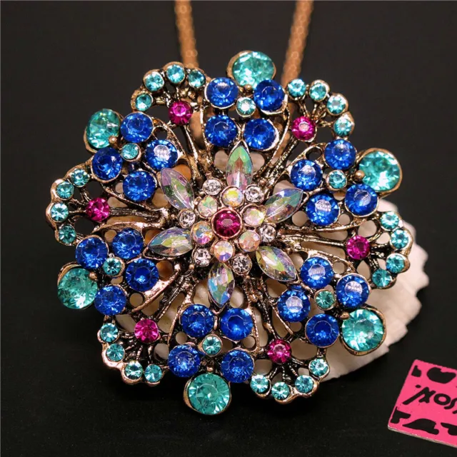 New  Rhinestone Wreath Blue Flower Crystal Pendant Betsey Johnson China Necklace