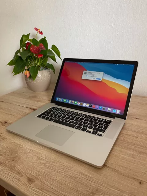 Apple MacBook Pro 15" Retina, 256GB -core i7 16 gb DDR, 512gb SSD