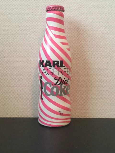 Karl Lagerfeld Diät Cola Flasche 2011 UK Limited Edition Coca Cola Nr. 2 (Streifen)