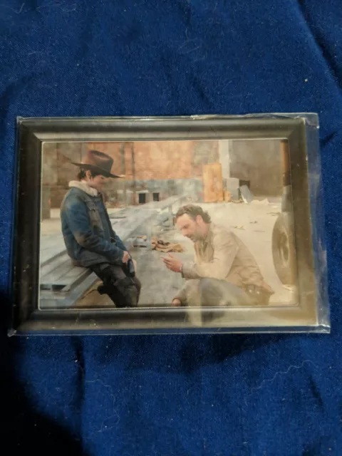 The Walking Dead Season 3 Part 1 Shadow Box Trading Card GF-08