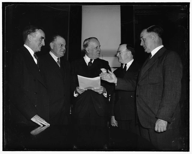 Reproduced 1938 Photo Battle For State Rights Under Flood Control Bill Washin x