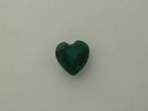 5.0mm x 5.0mm Heart Cut Loose Lab Created Emerald
